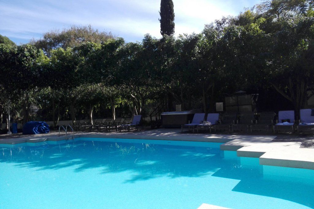 Fiesta Americana Hacienda Ixtapan De La Sal Exteriör bild The swimming pool at the hotel