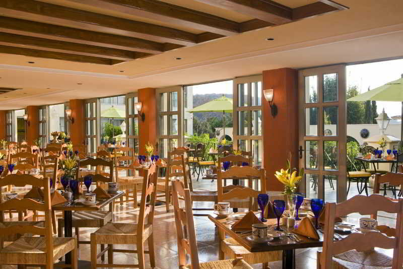 Fiesta Americana Hacienda Ixtapan De La Sal Exteriör bild The restaurant at the hotel